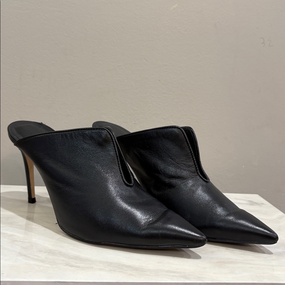 Royal Ivy Regatta Black Women's Pointy Toe Mules
